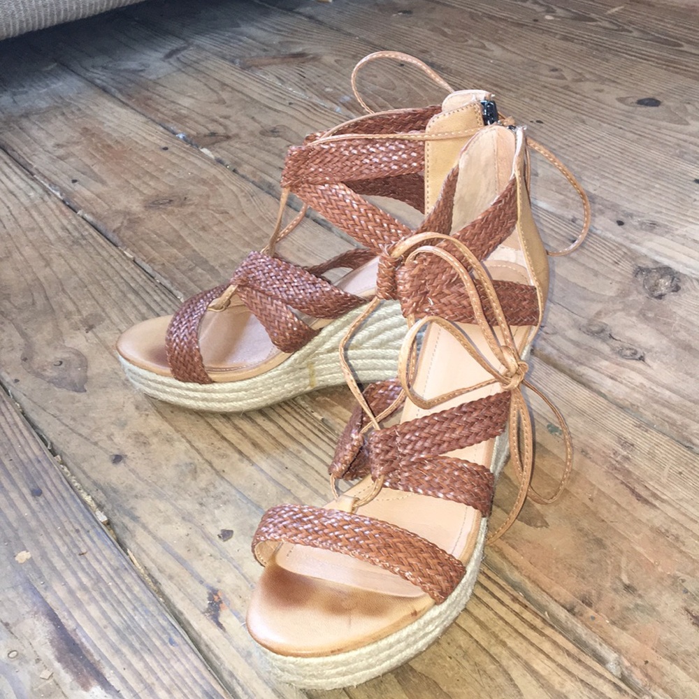 size 9 Tan Wedges